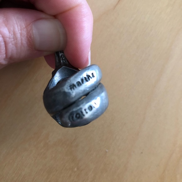 Martha Rotten | pewter bird skull ring - Picture 5 of 5